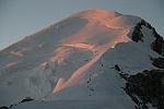 Premire lueur sur le Mont-Blanc
