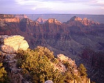 Lever de soleil sur la rive nord du Grand Canyon