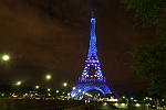 La tour Eiffel  l'heure europenne