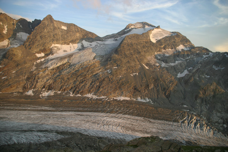 Soleil couchant sur le mont Tondu