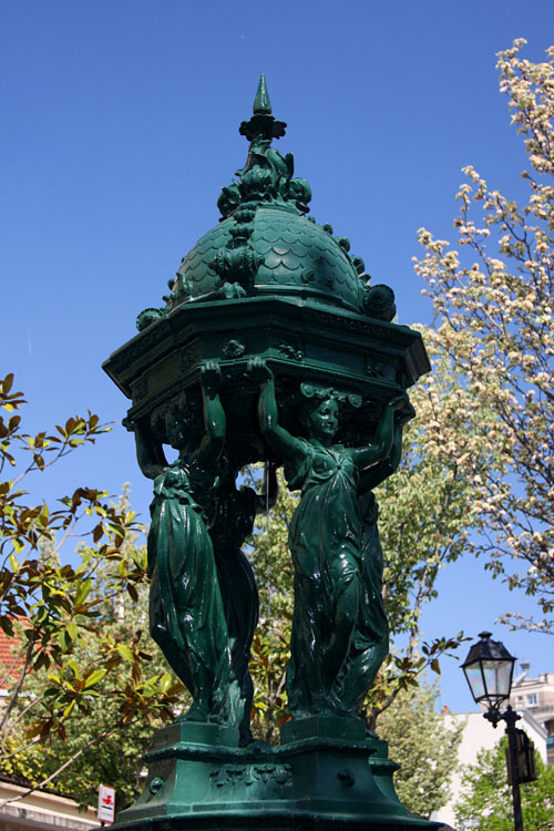 Boire  l'eau de Paris