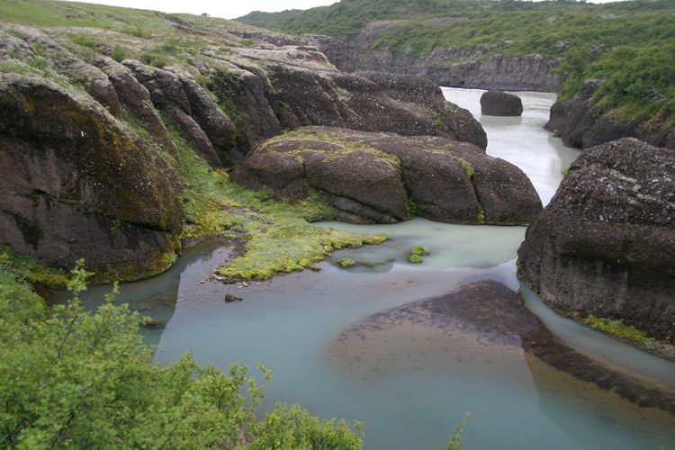 Petit canyon sur la Hvit