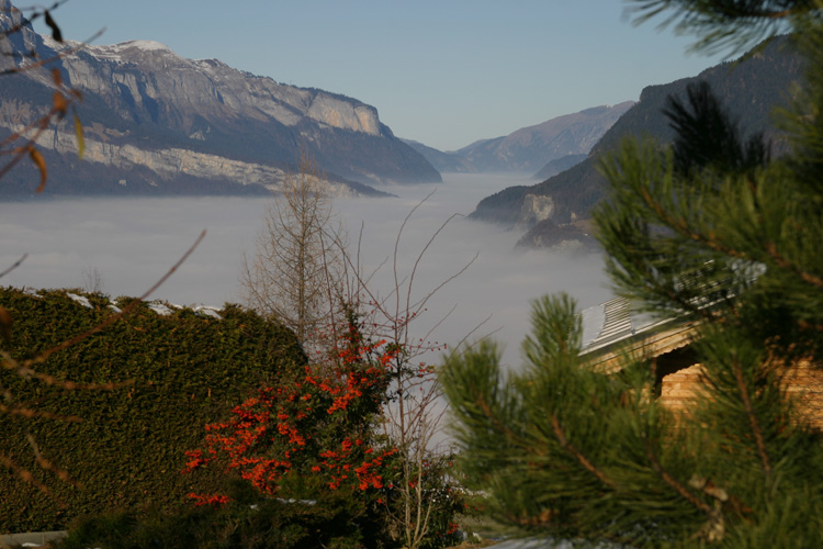 Sallanches submerge par le brouillard