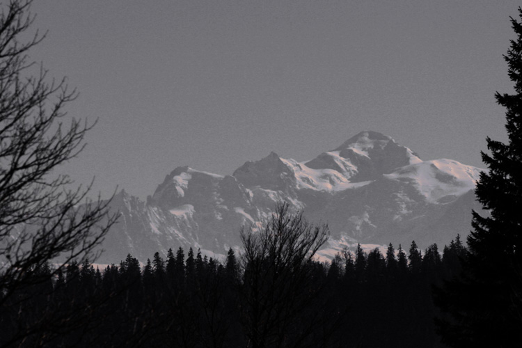 Les Trois Monts Blancs  la suite